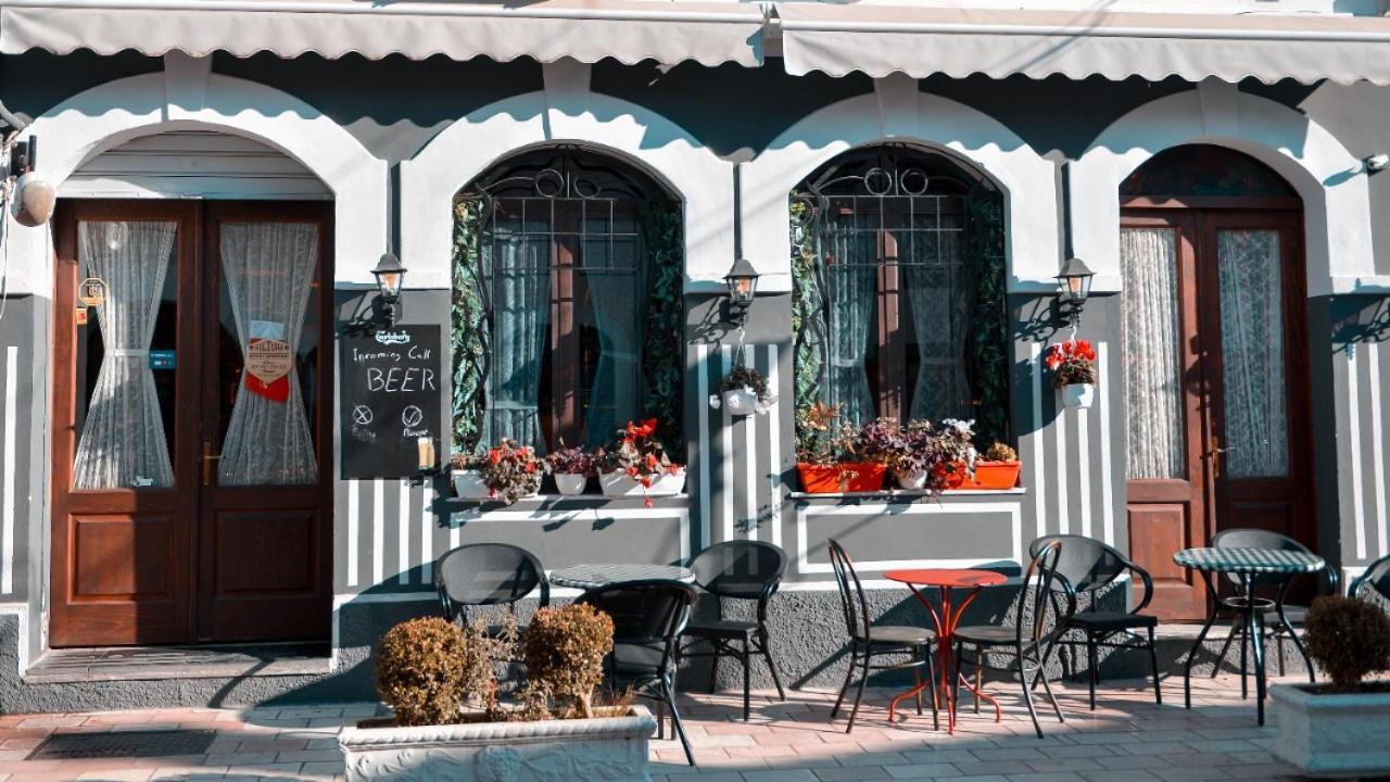 Kultura Hostel Shkoder Luaran gambar