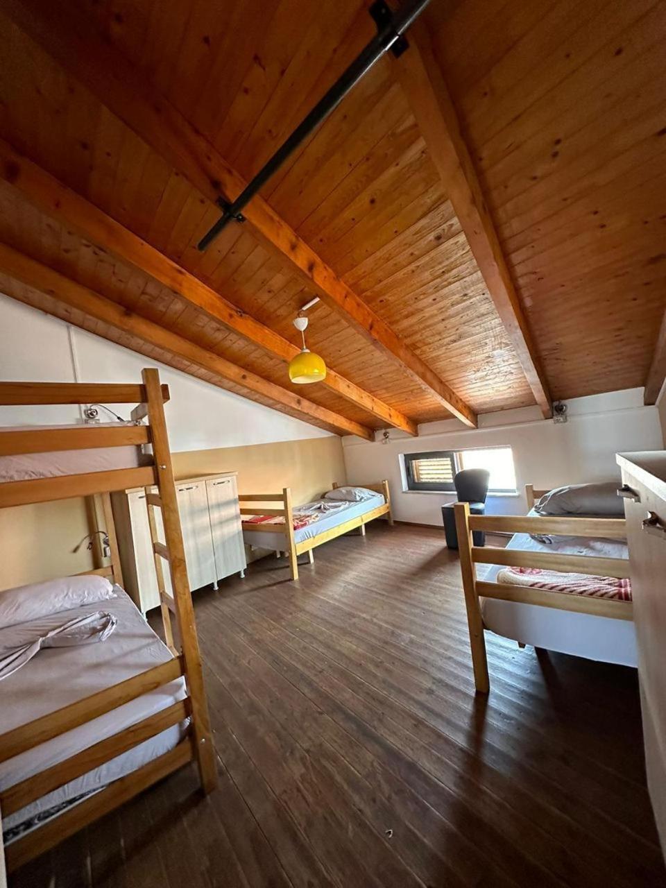 Kultura Hostel Shkoder Luaran gambar
