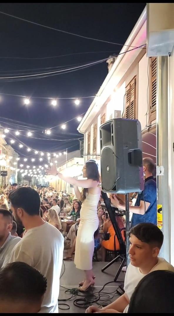 Kultura Hostel Shkoder Luaran gambar