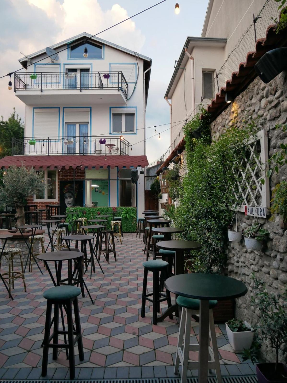 Kultura Hostel Shkoder Luaran gambar